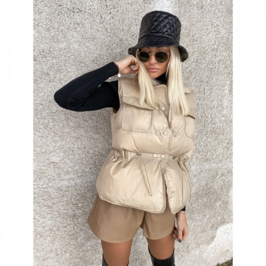 Bēšas krāsas veste Bēšas krāsas veste