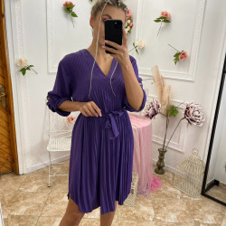 Violeta kleita